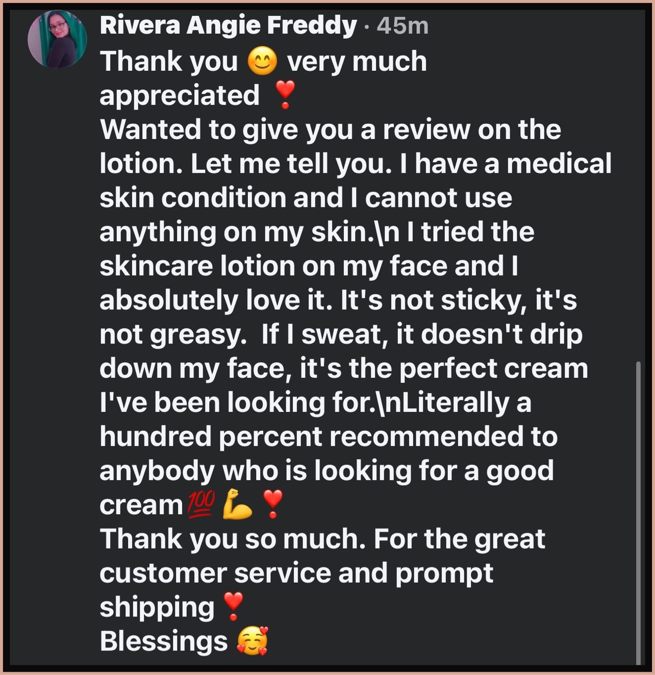 Review de Angie sobre la crema hidratante de Katty Beauty Co.